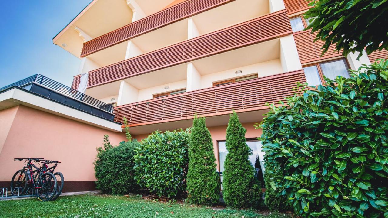Alpe Adria Apartments - Top 1 By S4Y Faak am See Exteriör bild